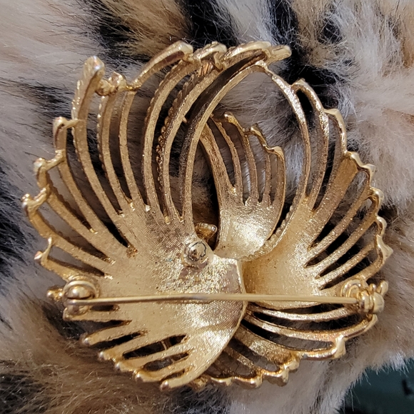 Monet Mirador Fireworks Swirl Goldtone Vintage Brooch Pin - Picture 5 of 7